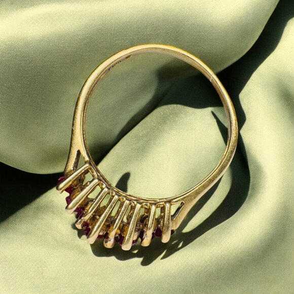 VINTAGE -10K Gold -Natural Ruby & Diamond Ring -Size 10- 2CT- Cluster Ring -3.2g - Picture 10 of 16